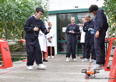 De drone is nu klaar voor de 1e vlucht.